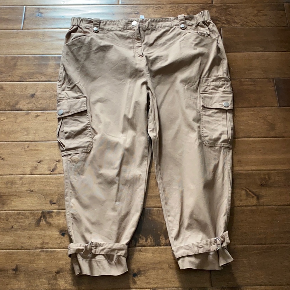 Rip stop cargo capris